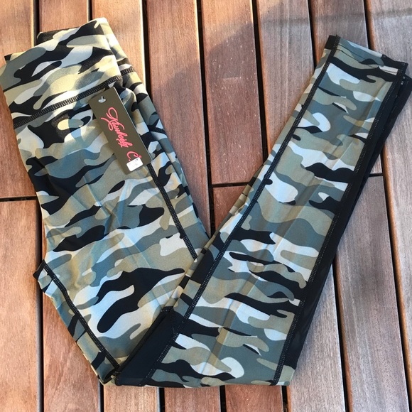 Kimberly C. Pants - 1️⃣ Pair Left! 🎉Camouflage Leggings w/Mesh Inlay